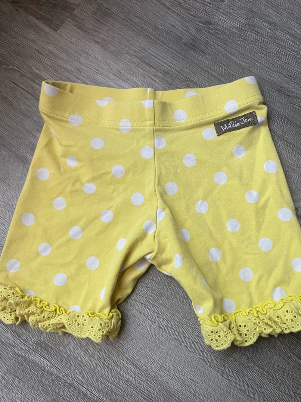 Matilda Jane Yellow Polka Dot Leggings with Eyelet Ruffle size 6